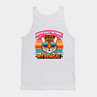 Officially retired but I have plans with my Bengal CAT. BENGALS LOVERS Tank Top